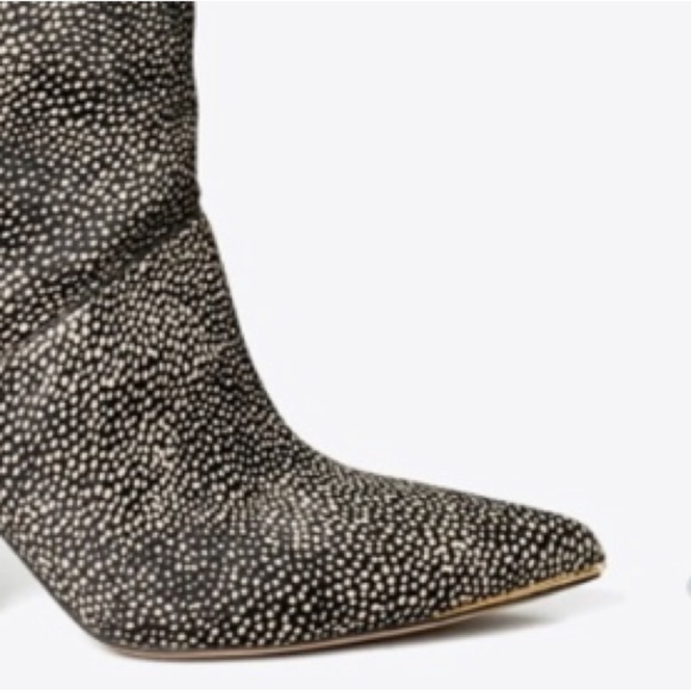 TORY BURCH LILA HAIRCALF KNEE BOOT IN SPOTTED BLACK/WHITE PRINT SIZE US 8 & 8.5 - Picture 4 of 5